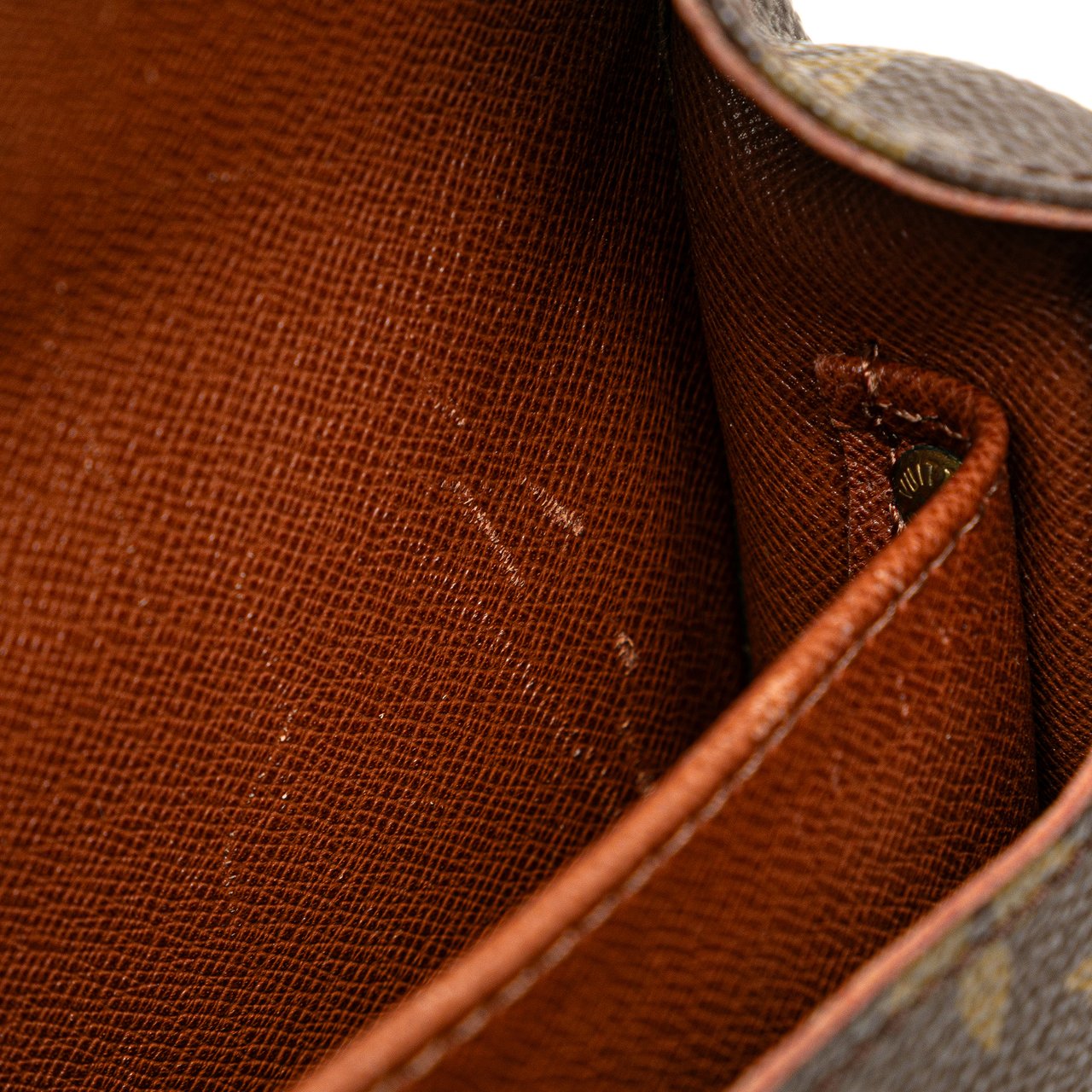 Louis Vuitton Monogram Cartouchiere MM Bruin