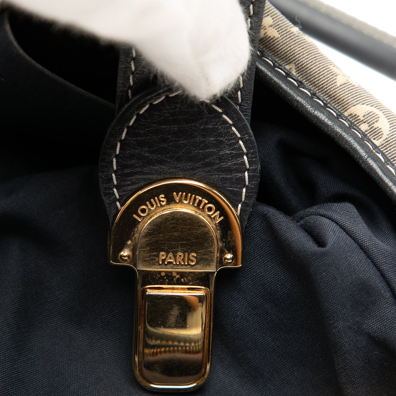 Louis Vuitton Monogram Idylle Elegie Grijs