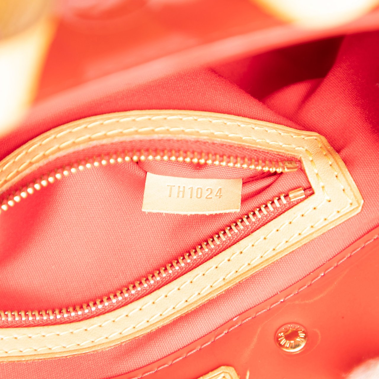 Louis Vuitton Monogram Vernis Reade PM Rood