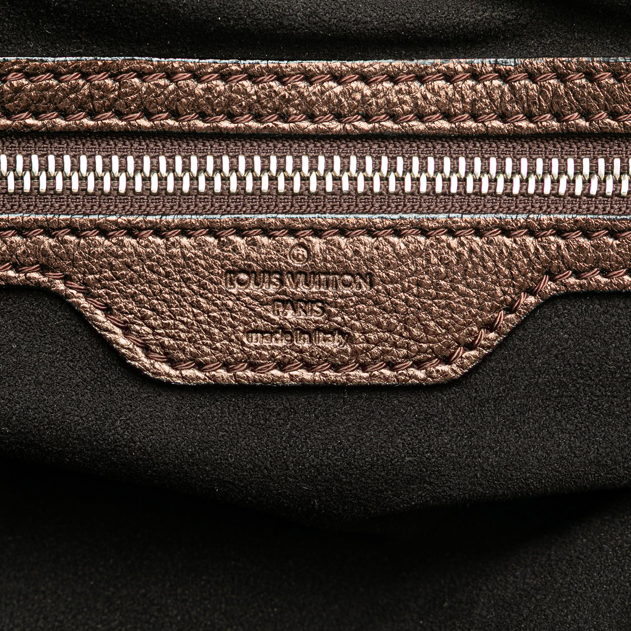 Louis Vuitton Monogram Mahina XL Bruin