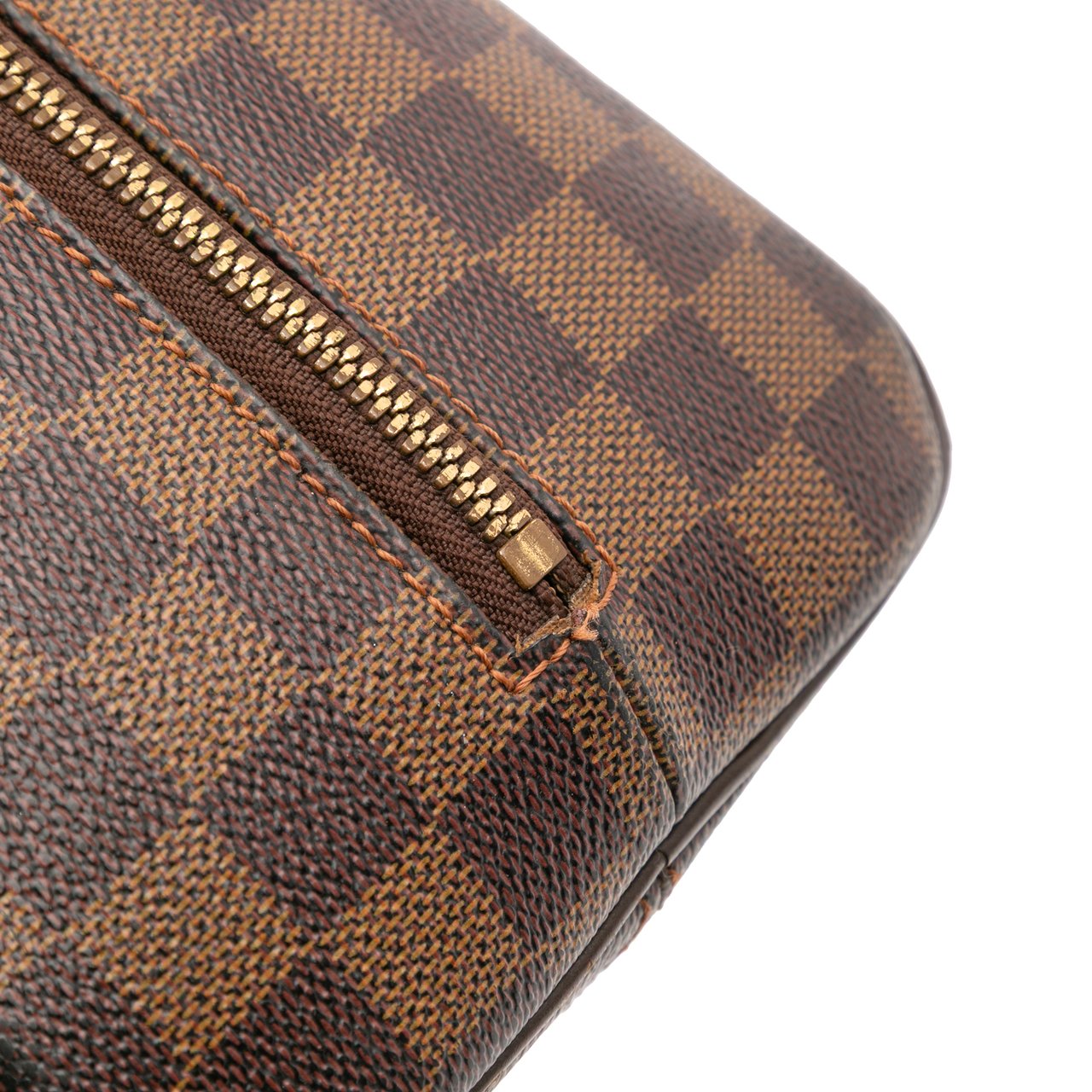 Louis Vuitton Damier Ebene Nolita Bruin