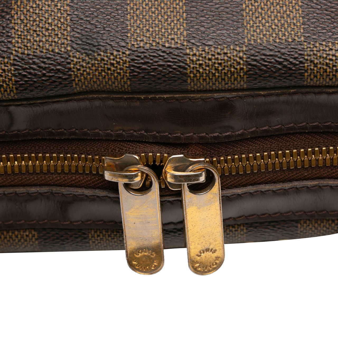 Louis Vuitton Damier Ebene Berkeley Bruin