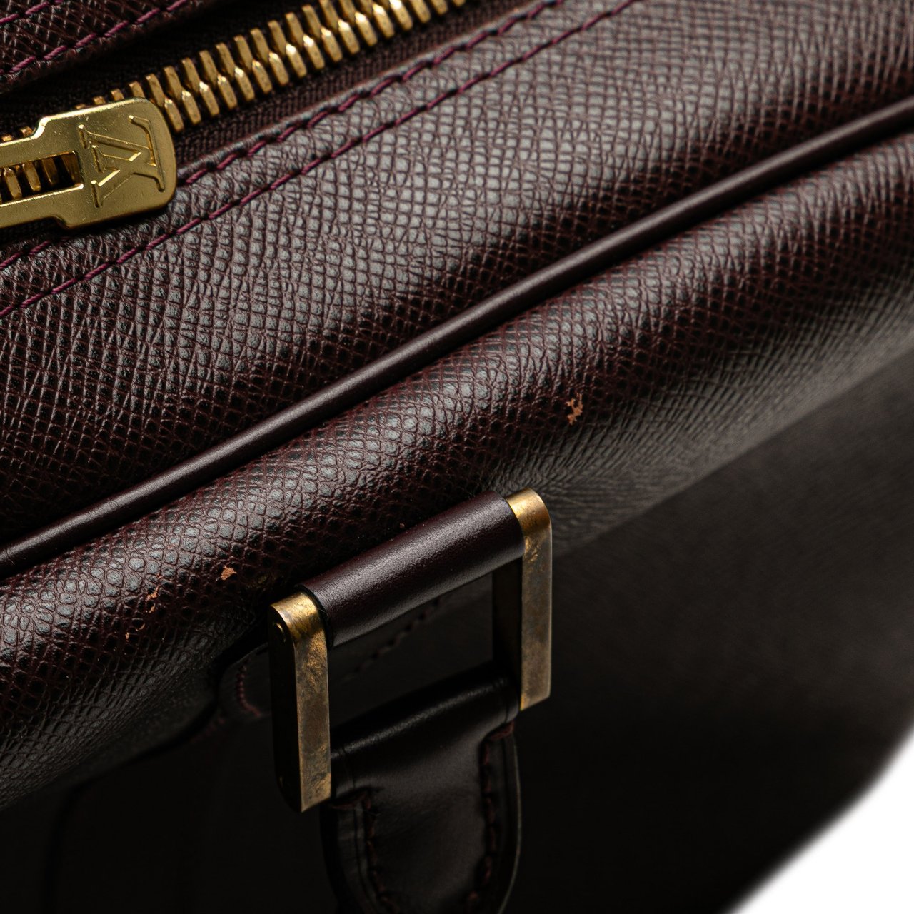 Louis Vuitton Taiga Kendall PM Rood
