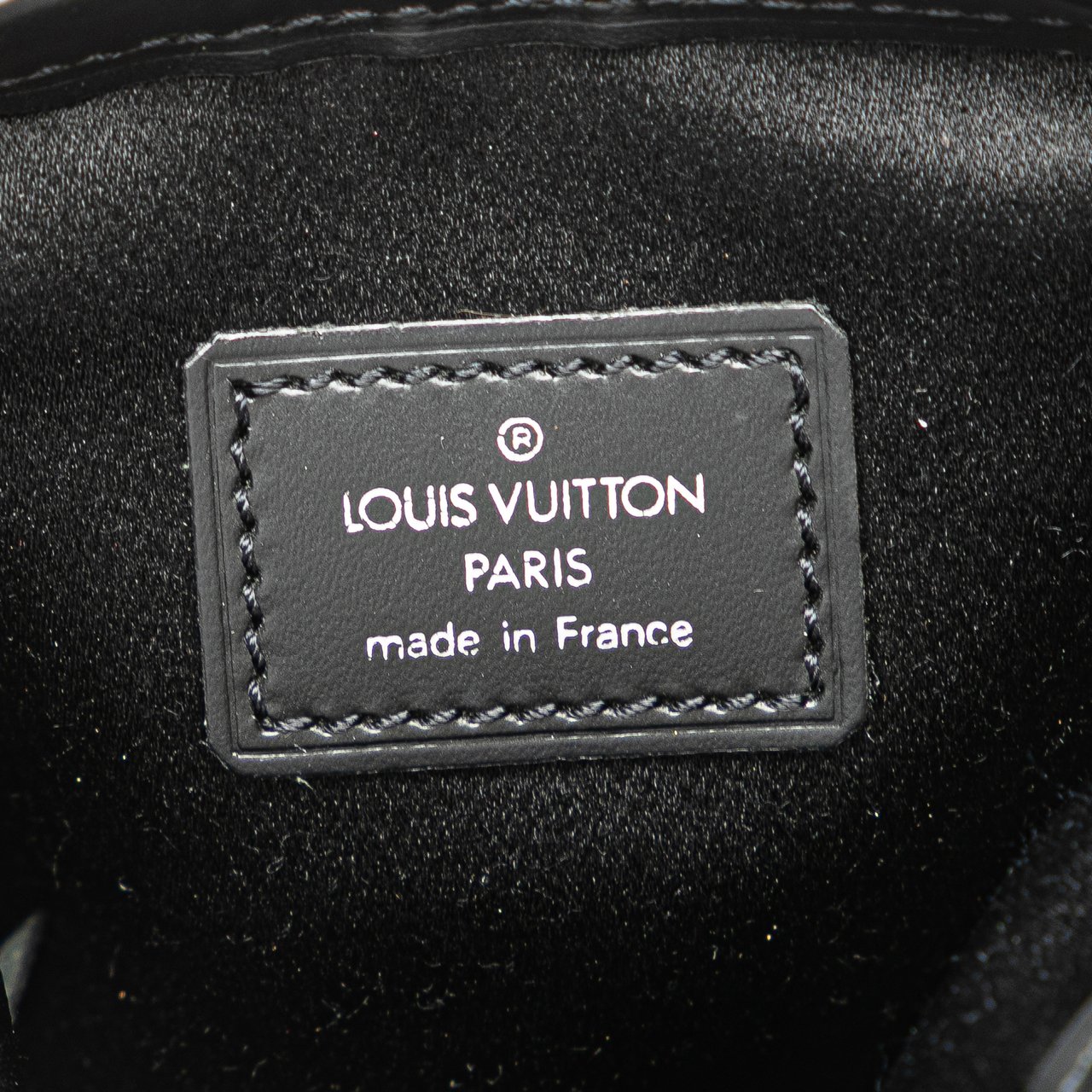 Louis Vuitton Monogram Mini Satin Bucket Zwart