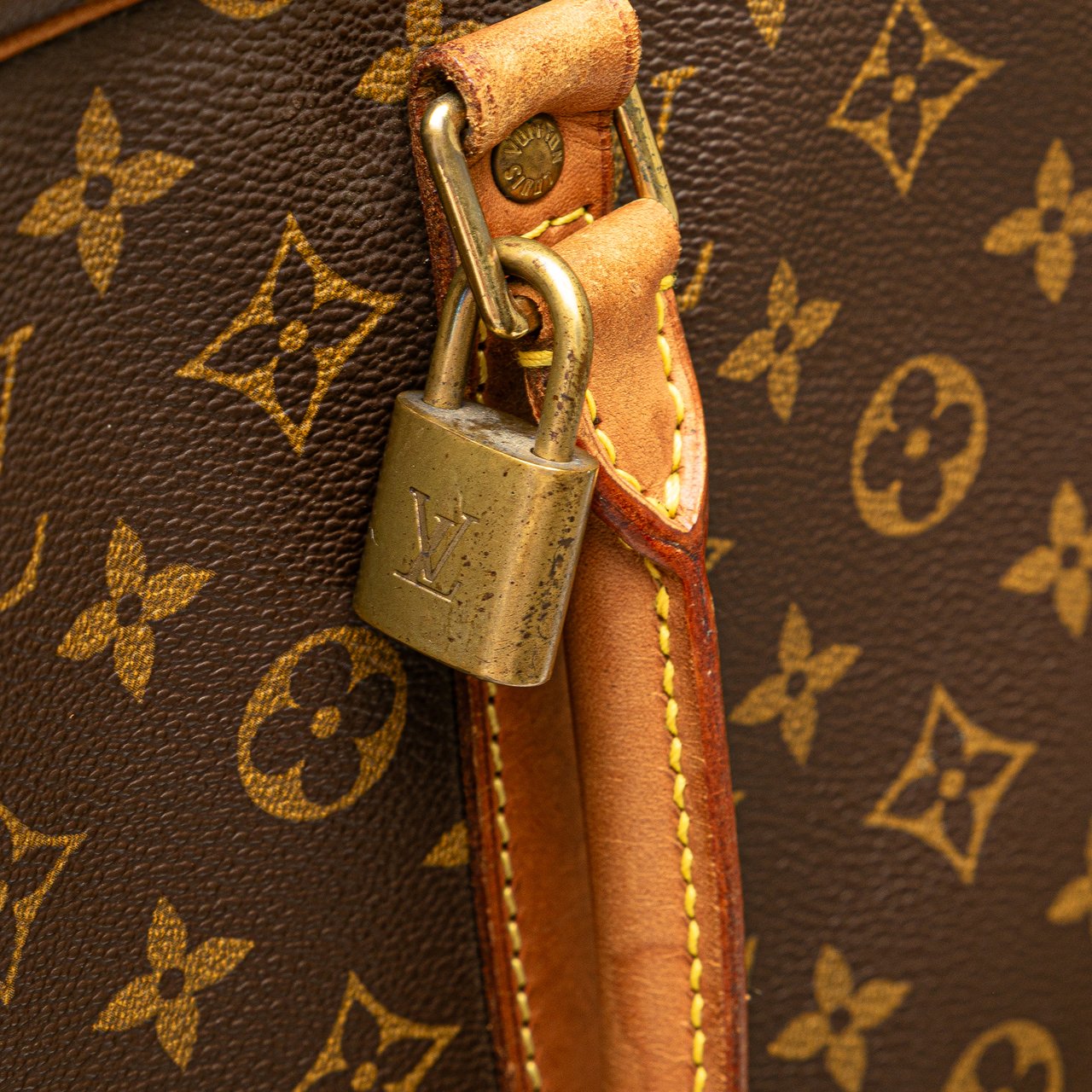 Louis Vuitton Monogram Sirius 45 Bruin
