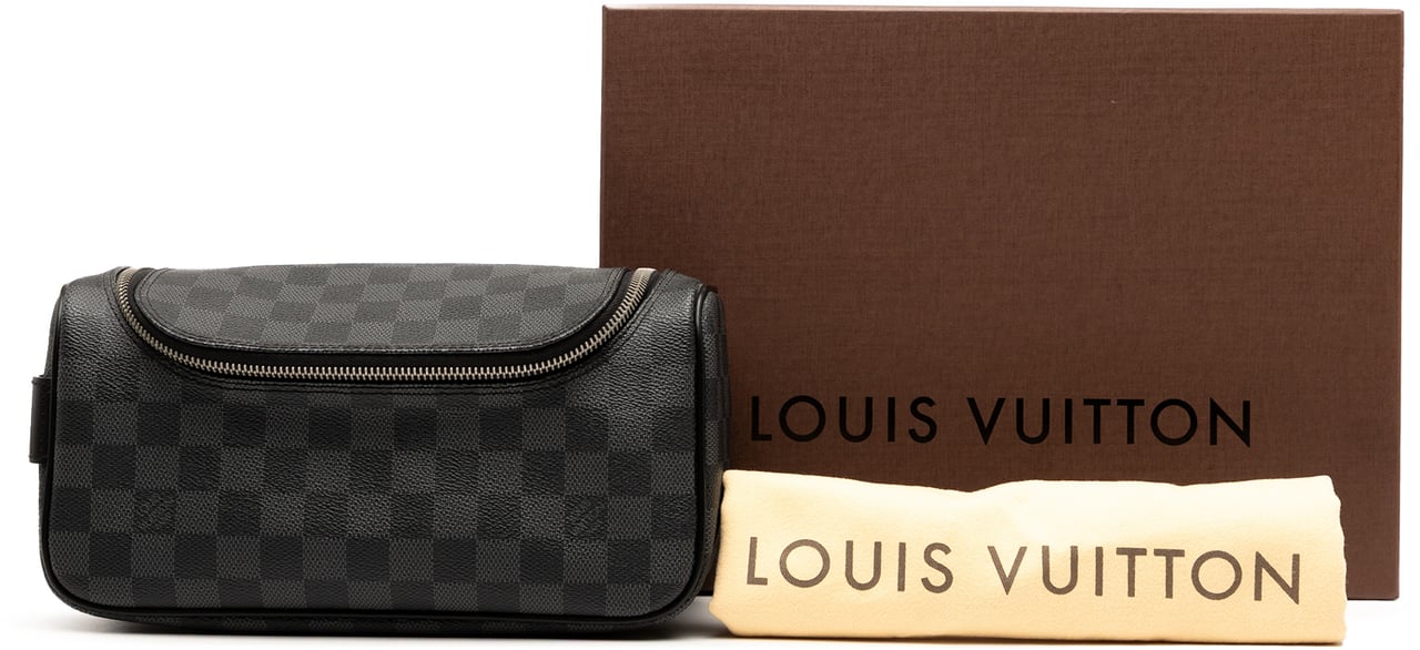 Louis Vuitton Damier Graphite Toiletry Pouch Zwart