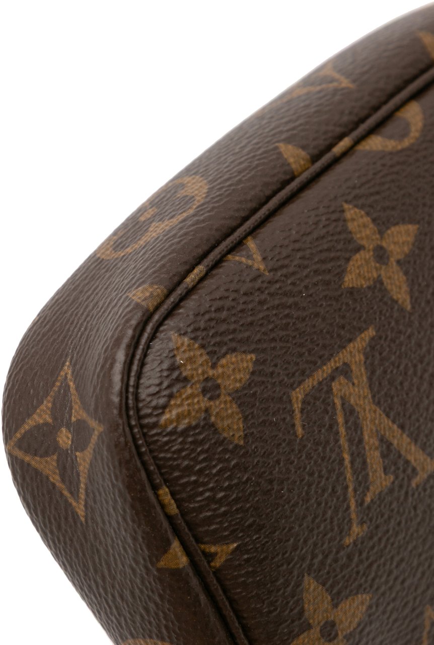 Louis Vuitton Monogram Mini Pochette Accessoires Bruin