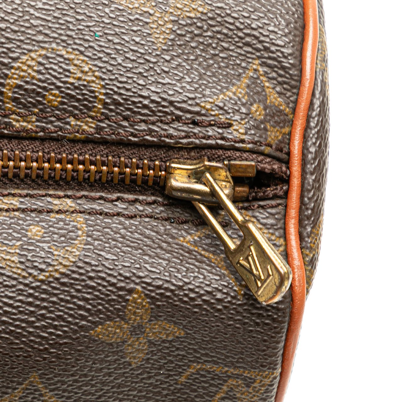 Louis Vuitton Monogram Papillon 26 Bruin