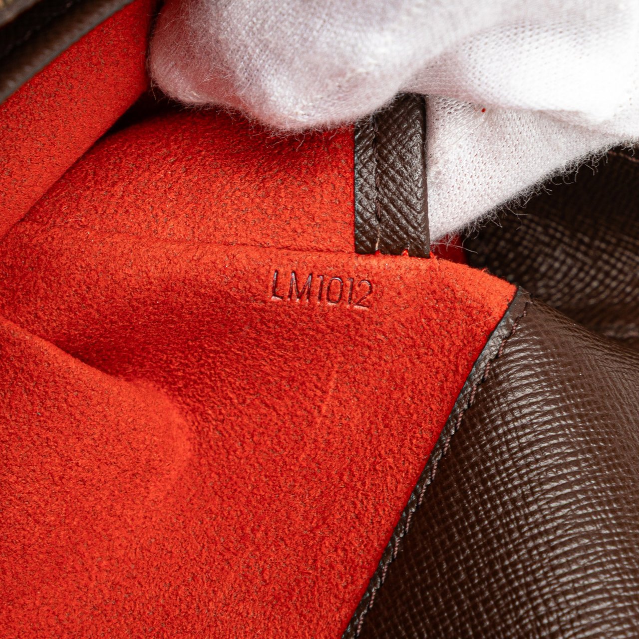 Louis Vuitton Damier Ebene Musette Tango Short Strap Bruin