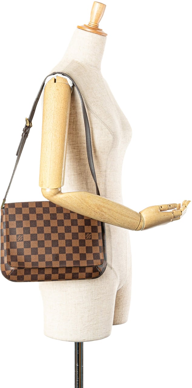 Louis Vuitton Damier Ebene Musette Tango Short Strap Bruin