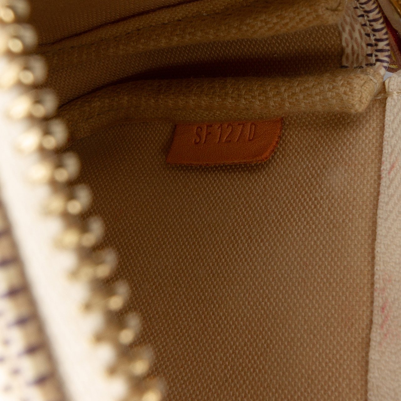 Louis Vuitton Damier Azur Mini Pochette Accessoires Wit