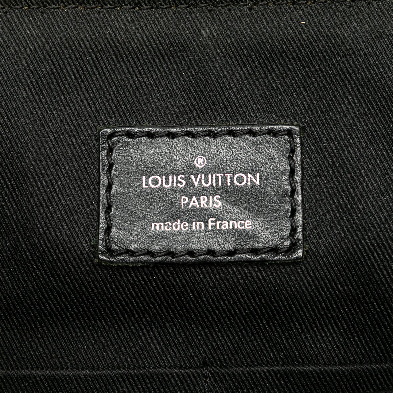 Louis Vuitton Monogram Macassar Christopher Messenger Bruin