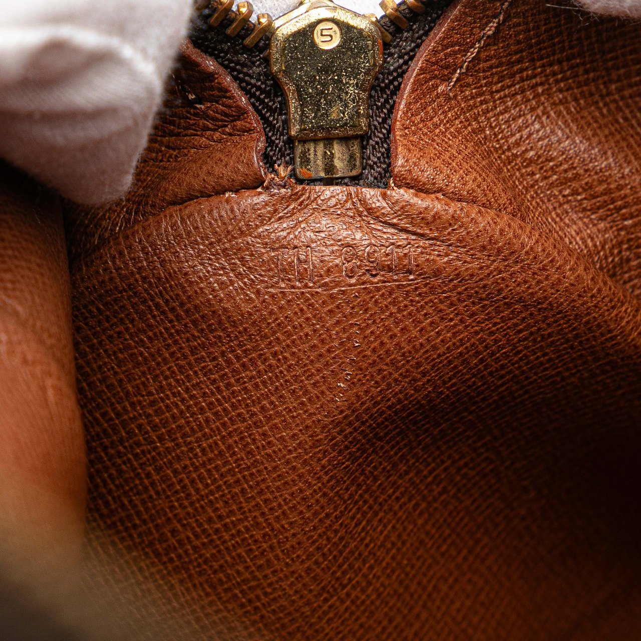 Louis Vuitton Monogram Papillon 30 Bruin