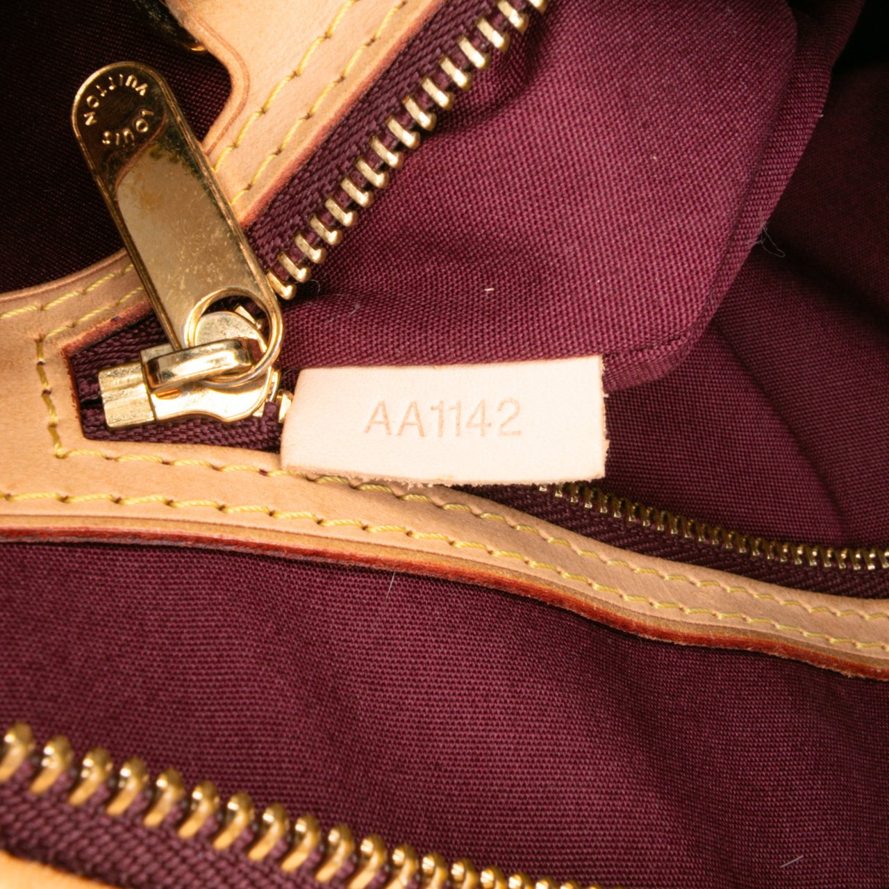 Louis Vuitton Monogram Vernis Brea MM Rood