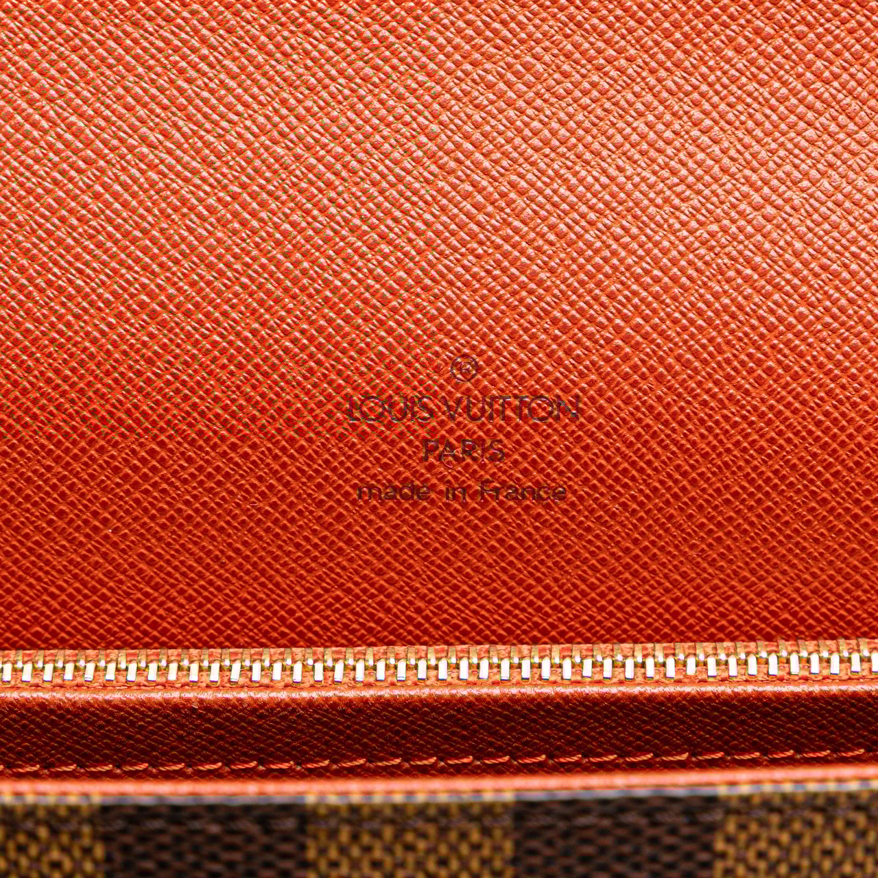 Louis Vuitton Damier Ebene Tribeca Long Bruin