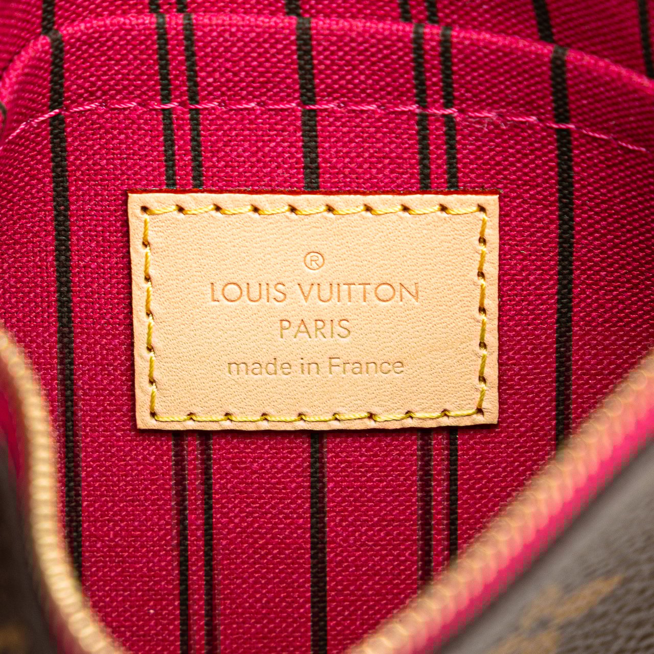 Louis Vuitton Monogram Neverfull Pouch Bruin