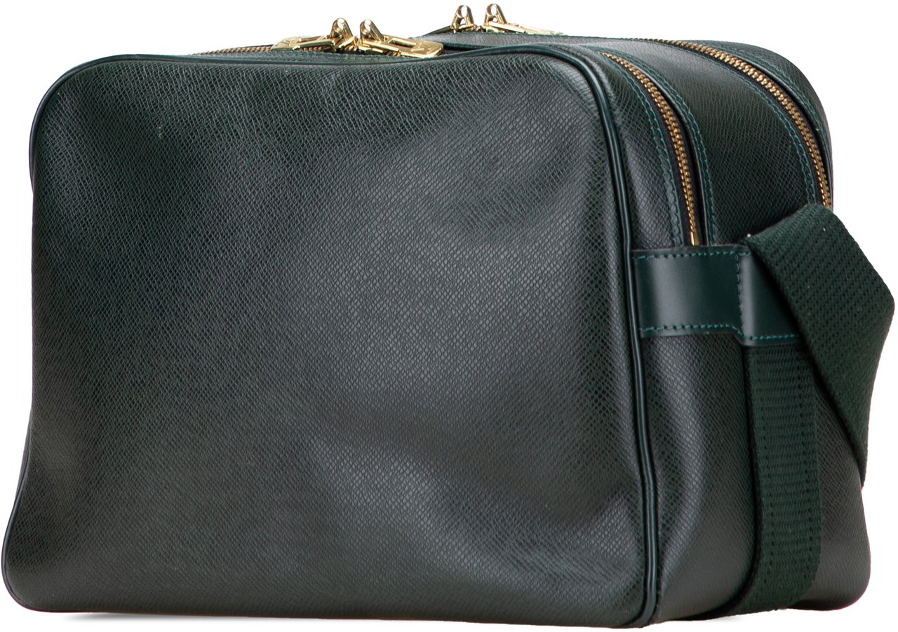 Louis Vuitton Taiga Reporter PM Groen