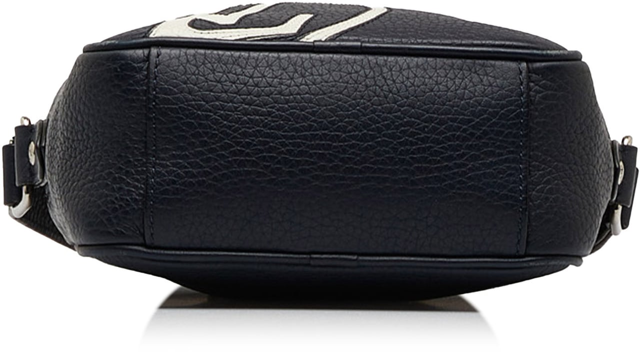 Louis Vuitton Taurillon Danube LV Circle  PM Blauw