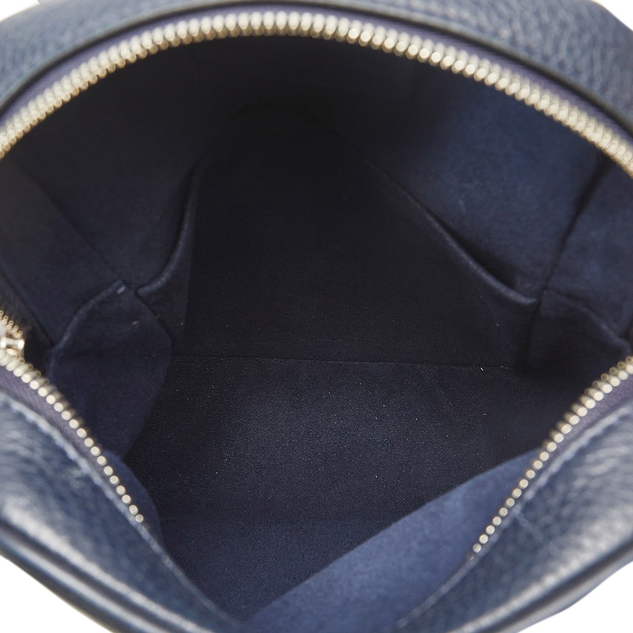 Louis Vuitton Taurillon Danube LV Circle  PM Blauw