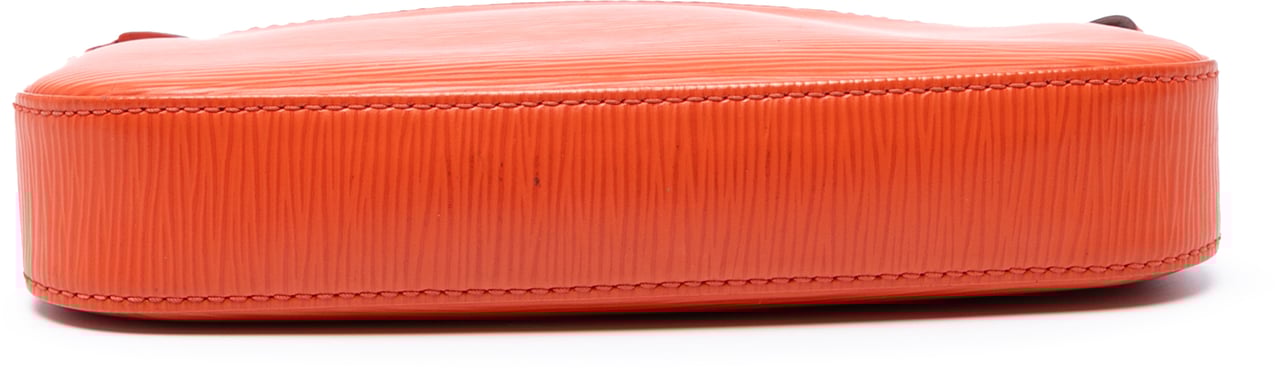 Louis Vuitton Epi Pochette Accessoires Oranje