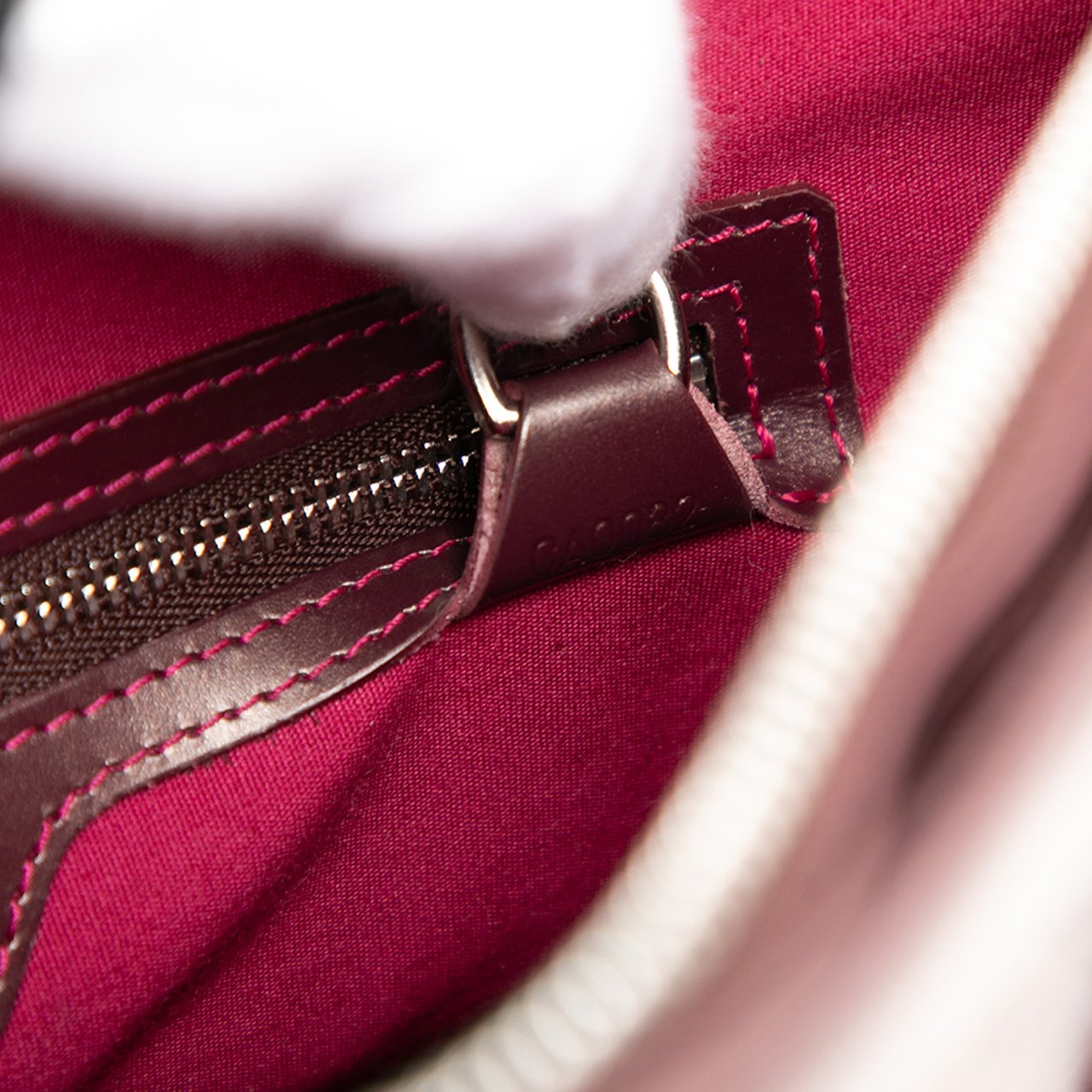 Louis Vuitton Monogram Mat Stockton Rood