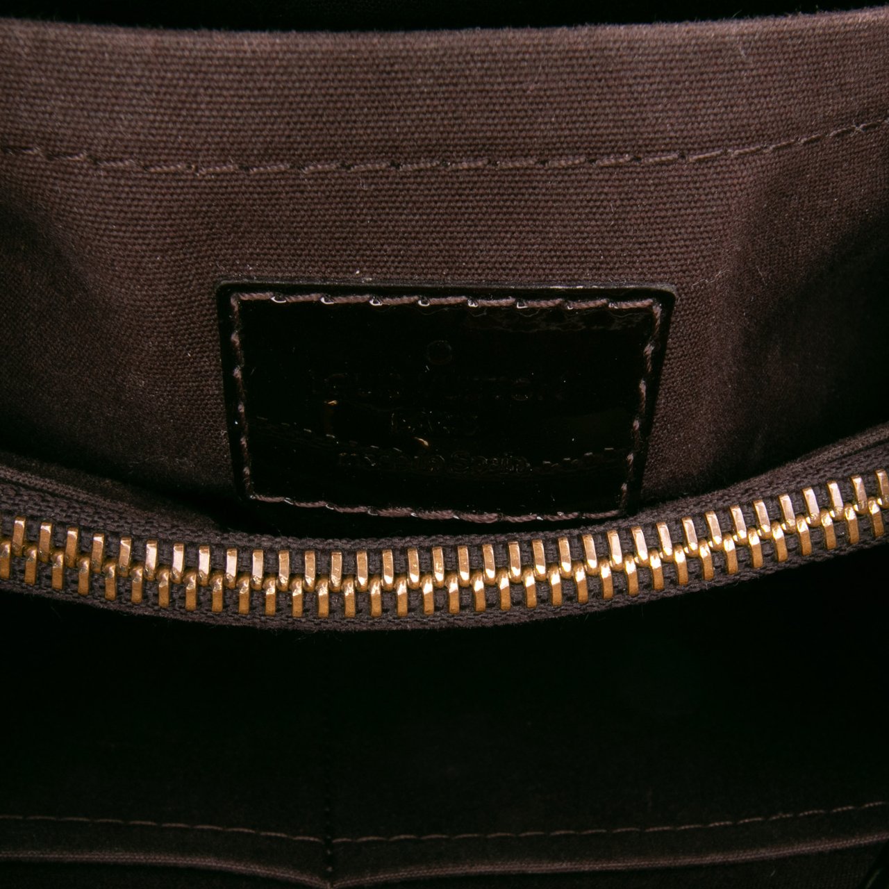 Louis Vuitton Monogram Vernis Montaigne BB Paars