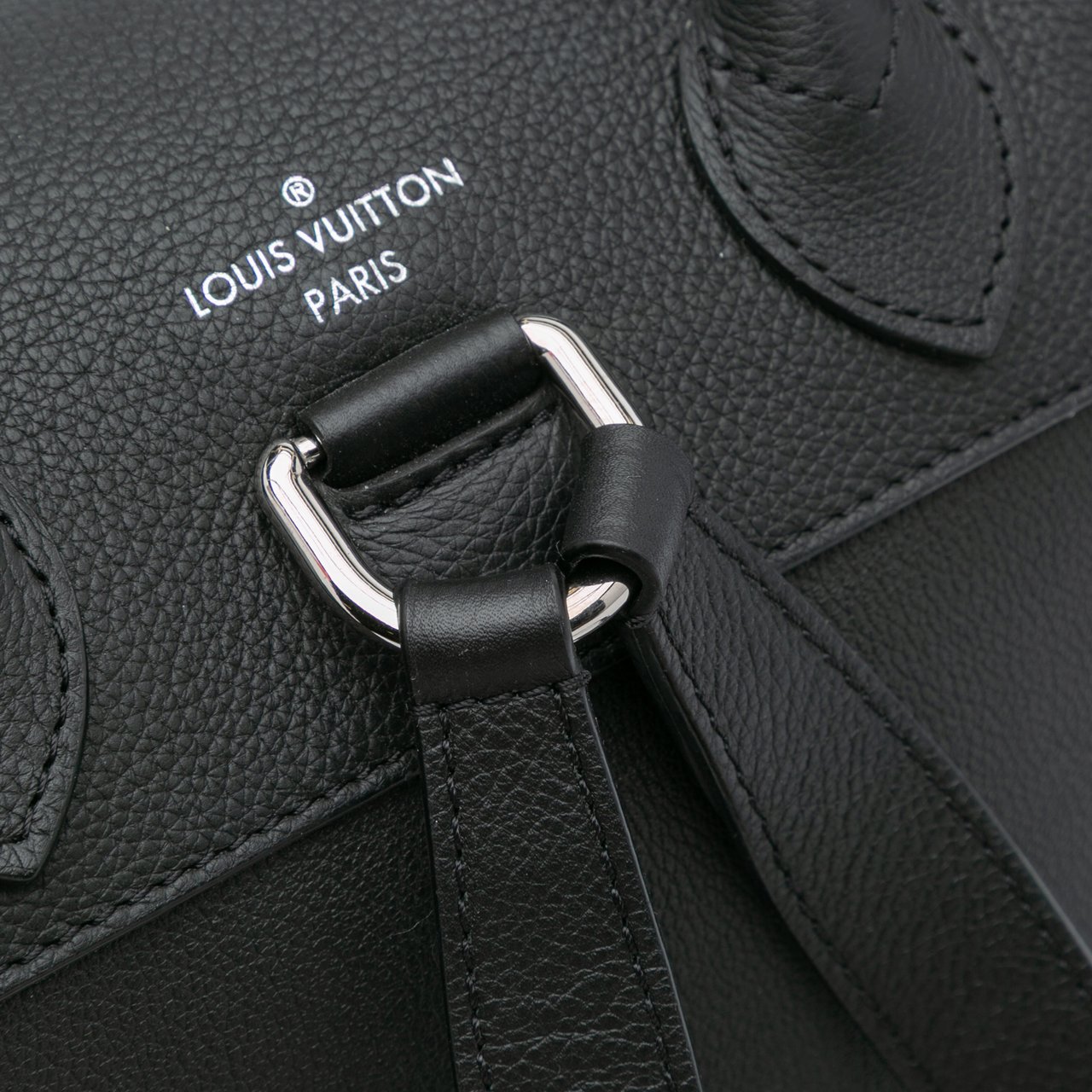 Louis Vuitton Taurillon Lockme Backpack Zwart