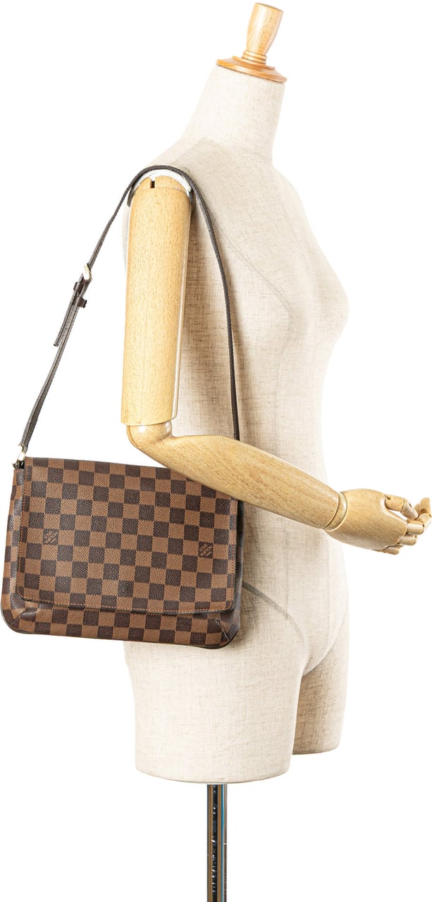 Louis Vuitton Damier Ebene Musette Tango Short Strap Bruin