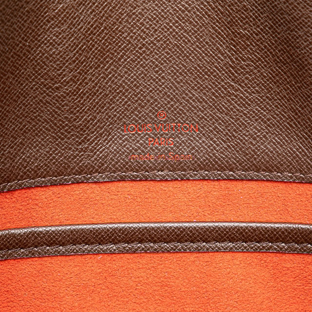 Louis Vuitton Damier Ebene Musette Tango Short Strap Bruin