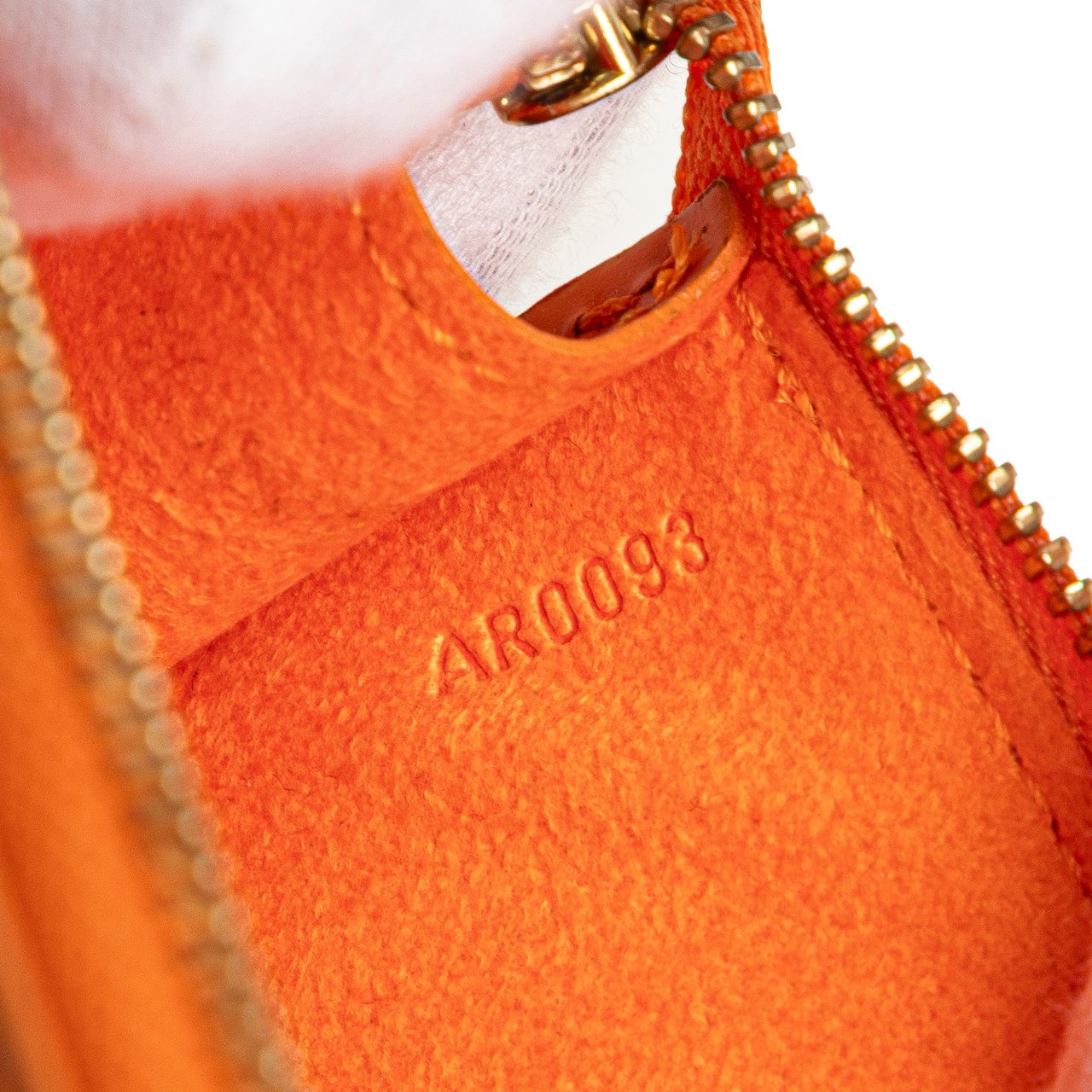 Louis Vuitton Epi Pochette Accessoires Oranje
