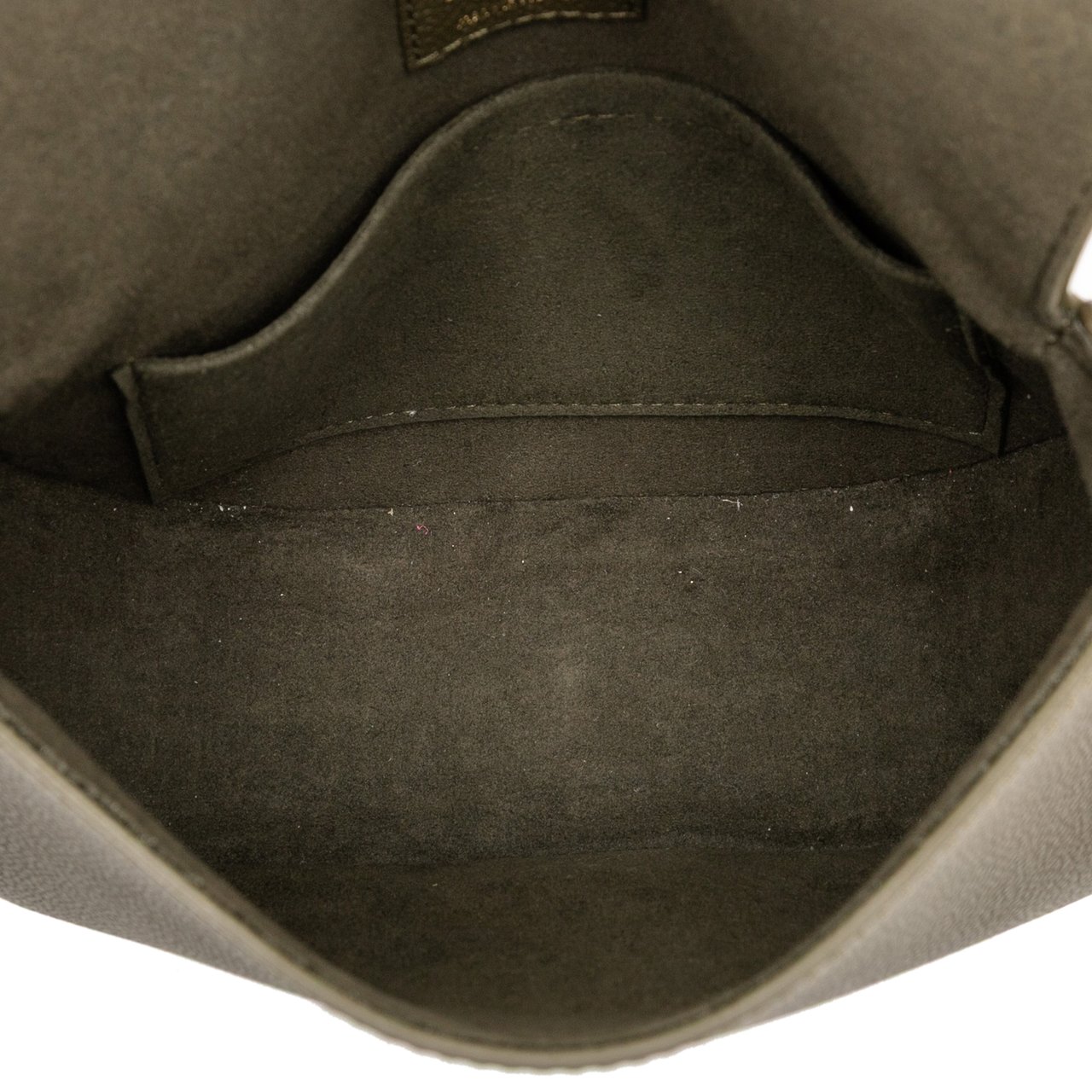 Louis Vuitton Monogram Empreinte Junot Bruin