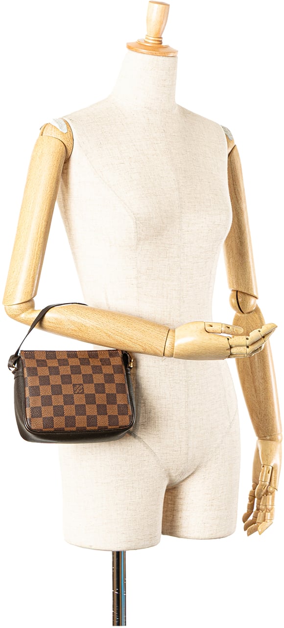 Louis Vuitton Damier Ebene Trousse Pochette Bruin