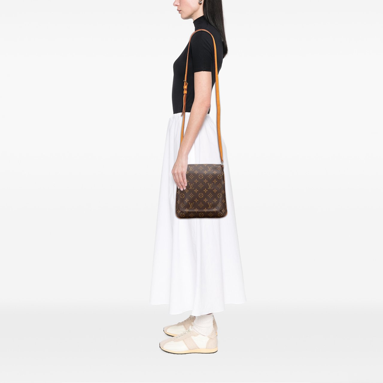 Louis Vuitton Monogram Musette Salsa Short Strap Bruin