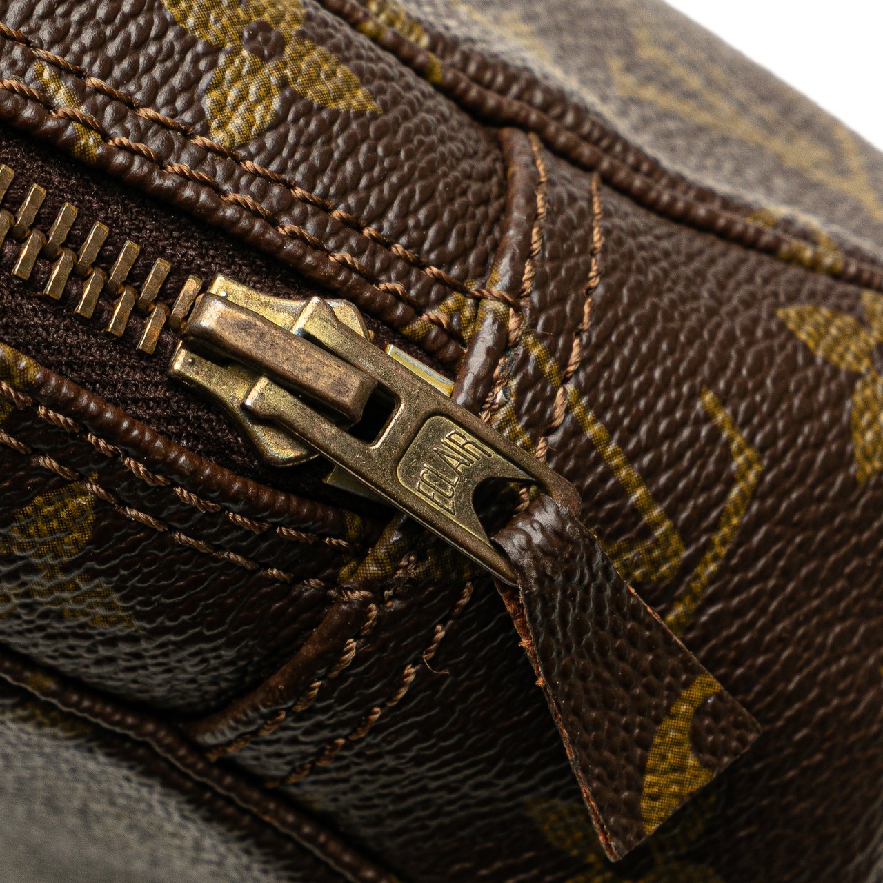 Louis Vuitton Monogram Trousse Toilette 23 Bruin