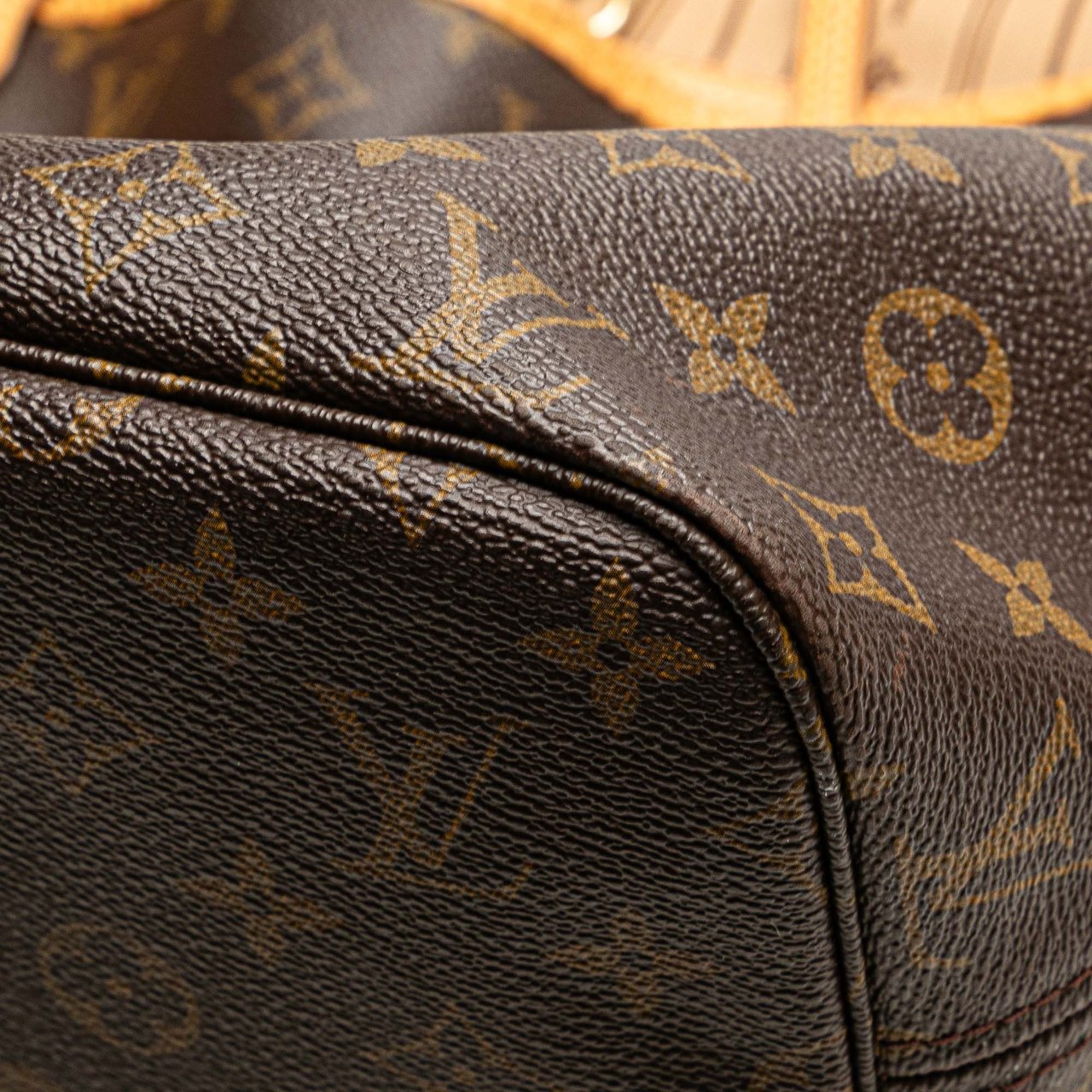 Louis Vuitton Monogram Neverfull MM Bruin