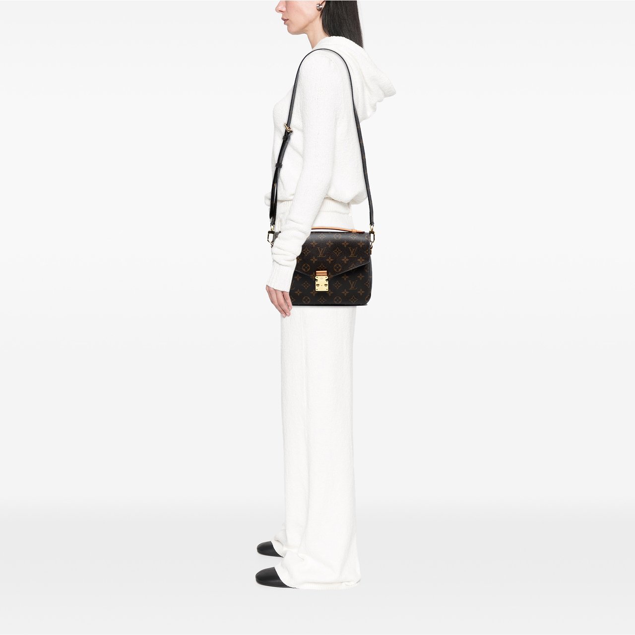 Louis Vuitton Monogram Pochette Metis Bruin