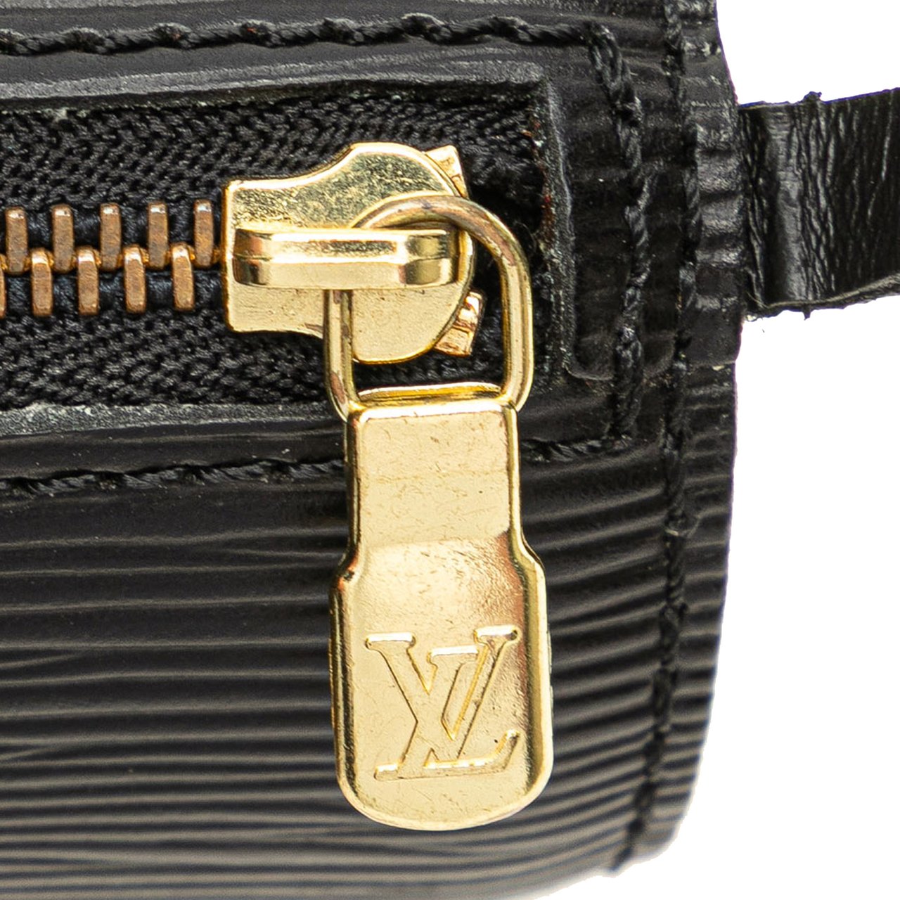 Louis Vuitton Epi Soufflot Pochette Zwart