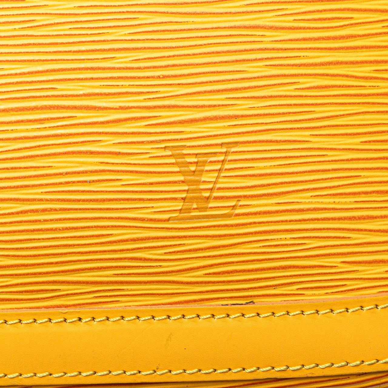 Louis Vuitton Epi Lussac Geel