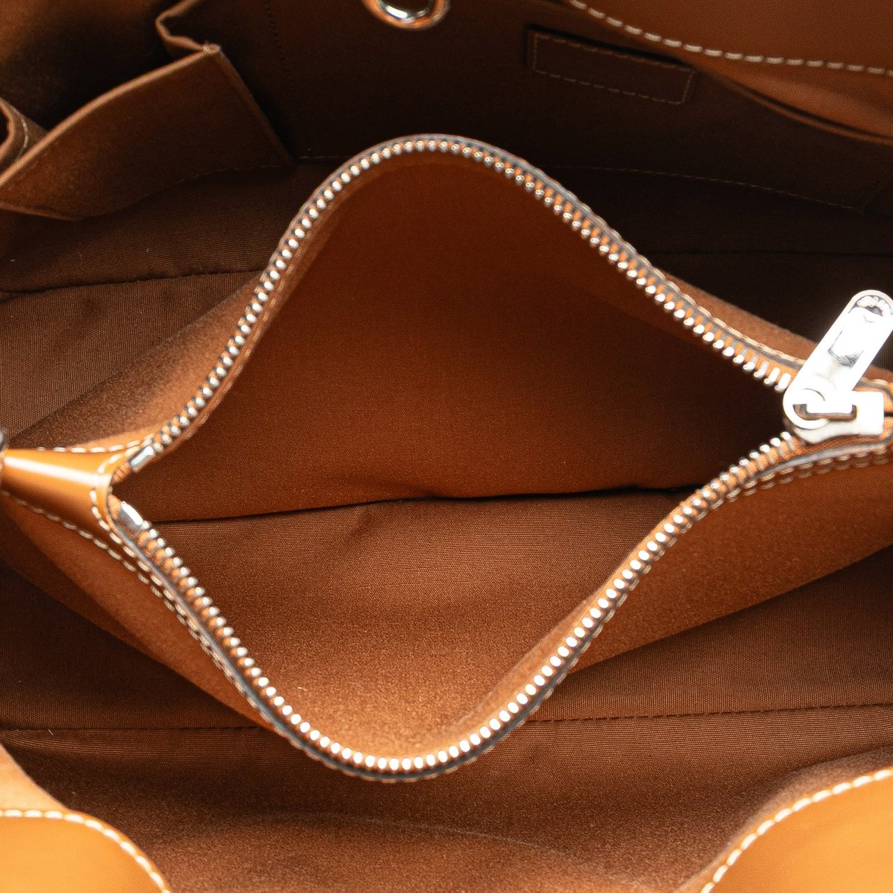 Louis Vuitton Epi Passy PM Bruin