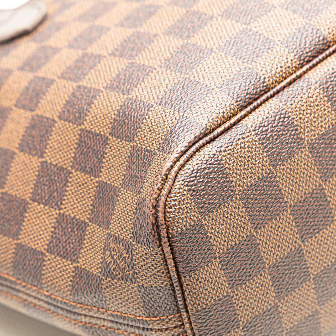 Louis Vuitton Damier Ebene Neverfull PM Bruin