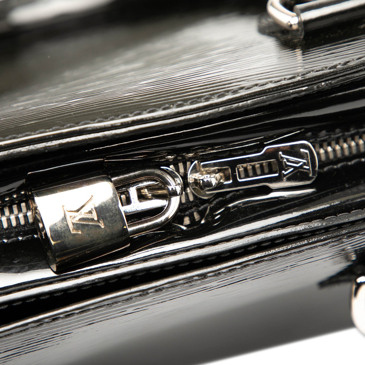 Louis Vuitton Electric Epi Pont Neuf PM Zwart