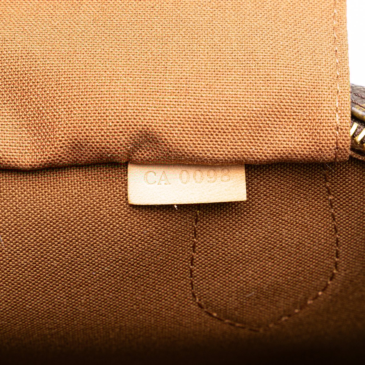 Louis Vuitton Monogram Montorgueil PM Bruin