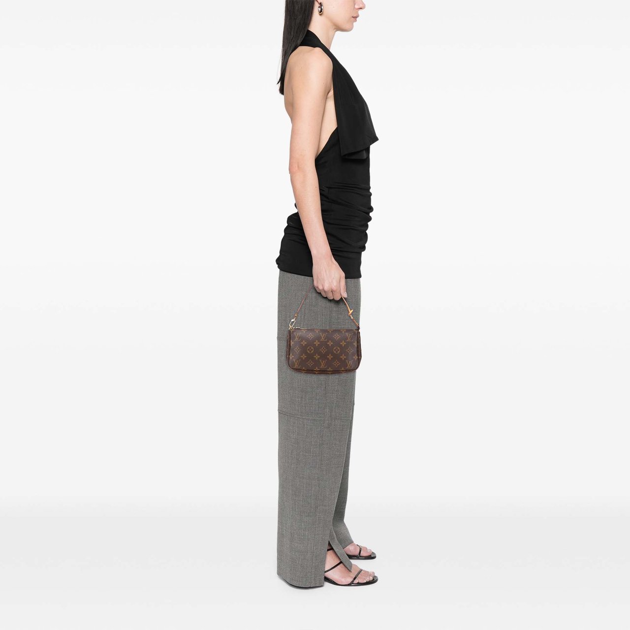 Louis Vuitton Monogram Pochette Accessoires Bruin