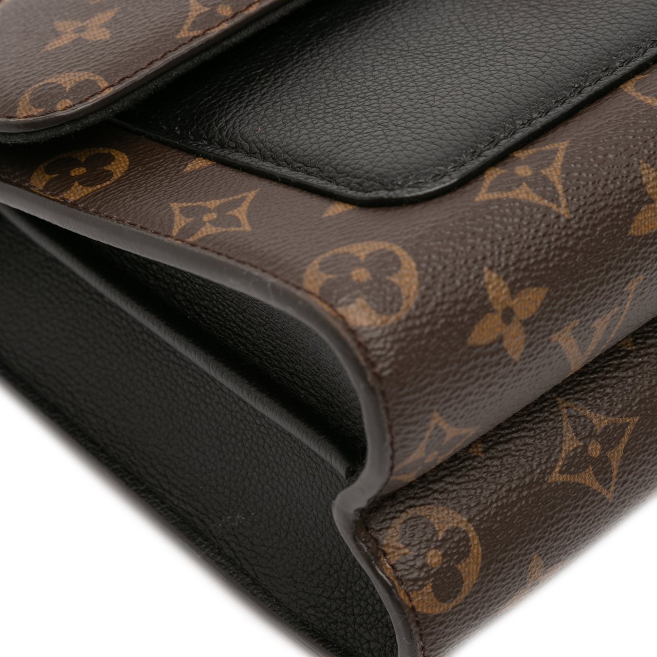 Louis Vuitton Monogram Victoire Bruin