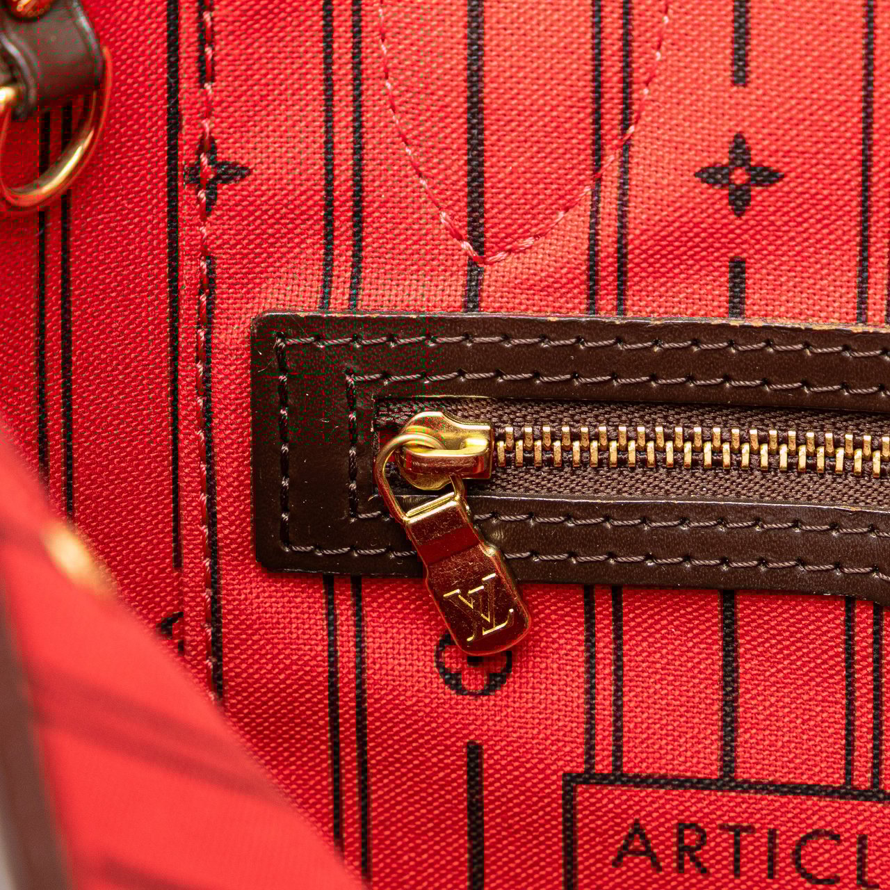 Louis Vuitton Damier Ebene Neverfull PM Bruin