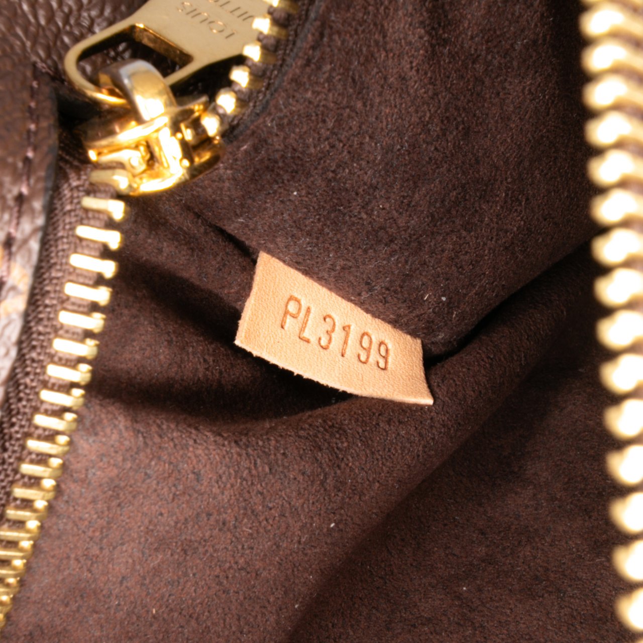 Louis Vuitton Monogram Pochette Metis Bruin