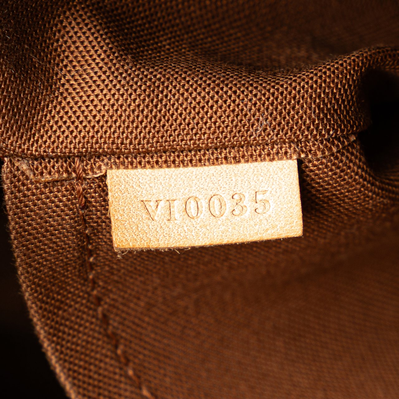 Louis Vuitton Monogram Batignolles Vertical PM Bruin