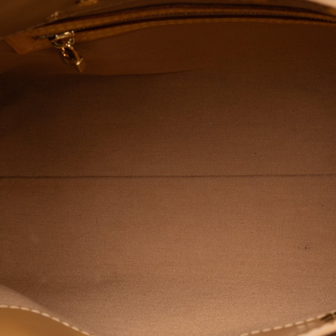 Louis Vuitton Monogram Vernis Reade PM Bruin
