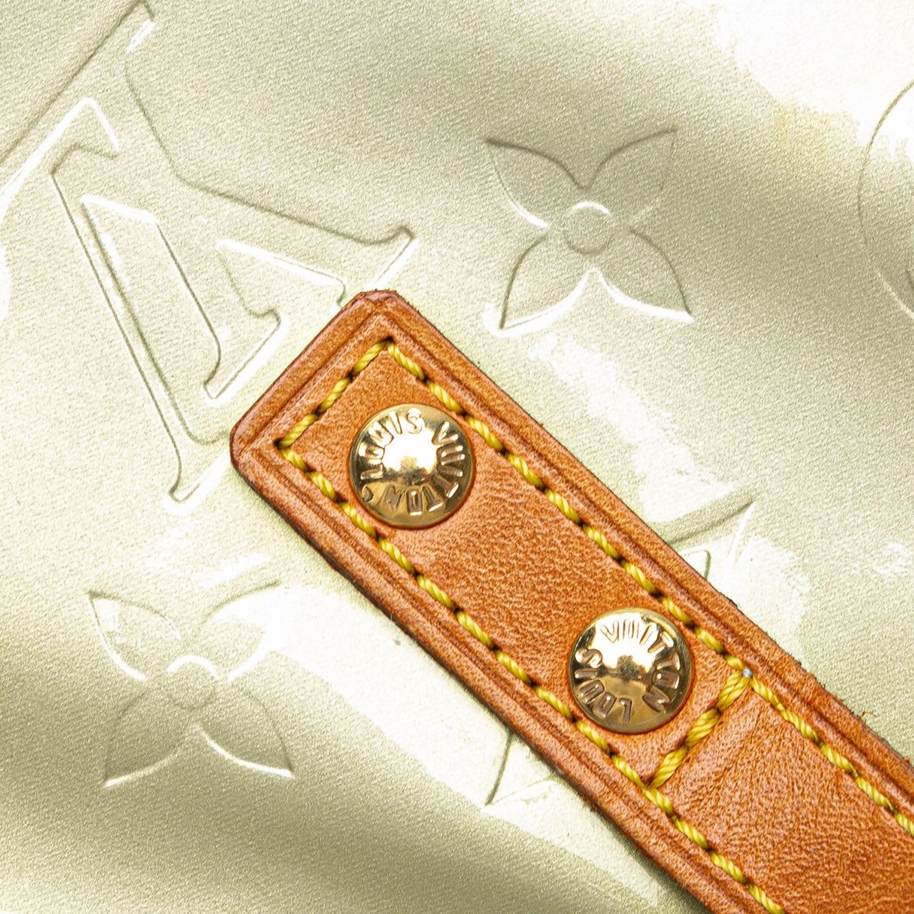 Louis Vuitton Monogram Vernis Reade PM Grijs