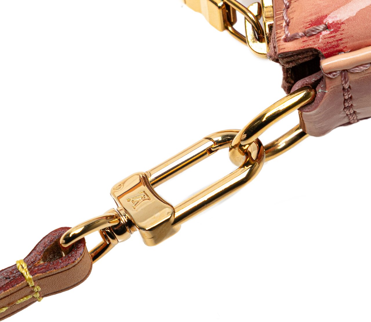 Louis Vuitton Monogram Vernis Ikat Pochette Accessoires Roze